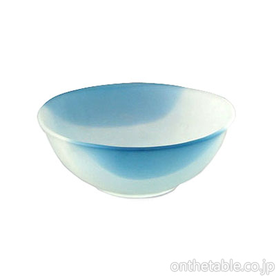 堀口硝子