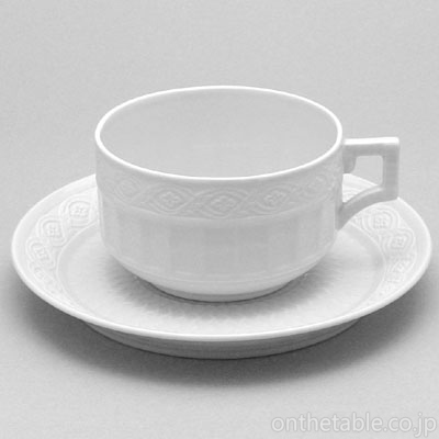 ﾛｲﾔﾙｺﾍﾟﾝﾊｰｹﾞﾝ  ﾎﾜｲﾄﾌｧﾝ