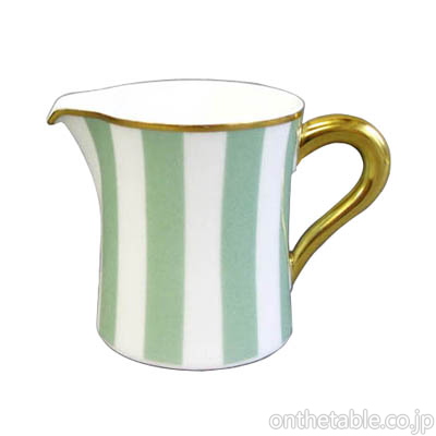 ﾍﾞﾙﾅﾙﾄﾞ  ｷﾞｬﾗﾘｰﾛｲﾔﾙ