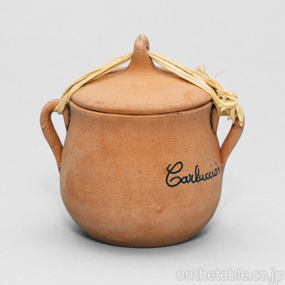 CARLUCCIO'S