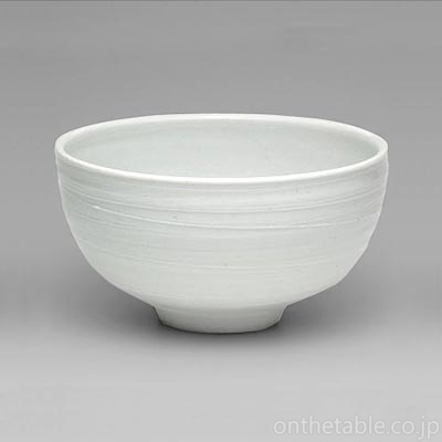 中里花子