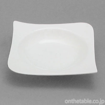 ﾐﾔｻﾞｷ食器  ｴﾑｽﾀｲﾙ(ｳﾞｨｽﾀ)