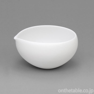 東一仁