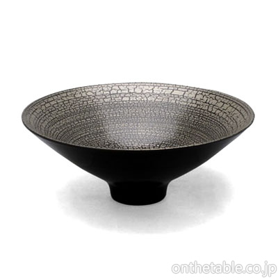 東一仁
