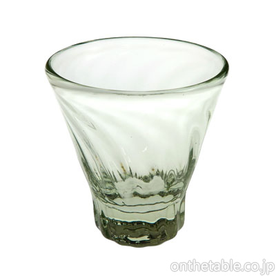 沖縄(白鴉再生硝子器製作所)