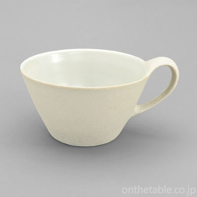 桑原典子
