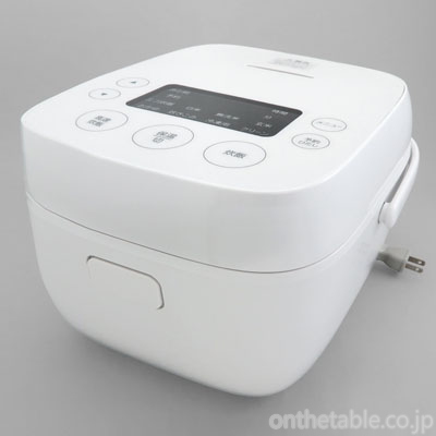 アマダナ AT-RM32B-WH