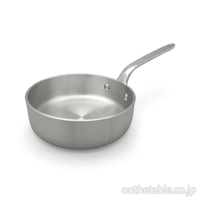 無印良品(中尾アルミ)